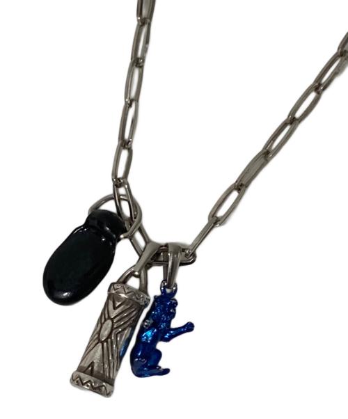 TOGA VIRILIS（トーガ ビリリース）TOGA VIRILIS (トーガ ビリリース) 3連チャームネックレス シルバーの古着・服飾アイテム