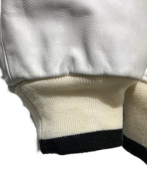 AVIREX（アヴィレックス）AVIREX (アヴィレックス) 本革レザージャケット ホワイト サイズ:XLの古着・服飾アイテム