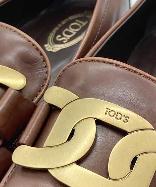 TOD'S（トッズ）TOD'S (トッズ) ケイト メタルチェーンフラットローファー ブラウン サイズ:36 1/2の古着・服飾アイテム