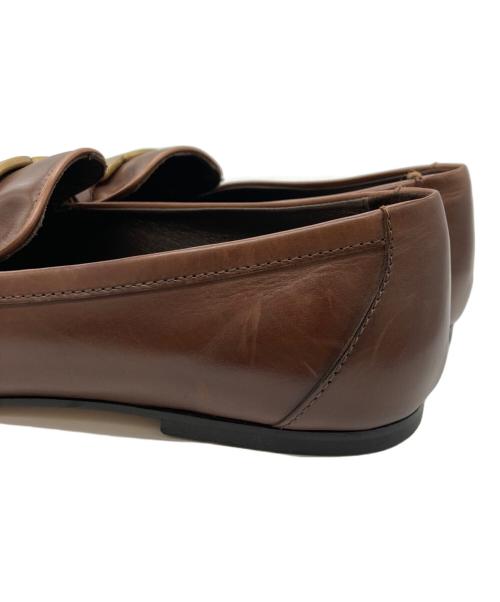 TOD'S（トッズ）TOD'S (トッズ) ケイト メタルチェーンフラットローファー ブラウン サイズ:36 1/2の古着・服飾アイテム
