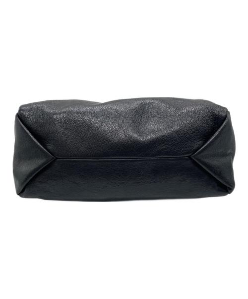 ear PAPILLONNER（イアパピヨネ）ear PAPILLONNER (イアパピヨネ) ボックスショルダーバッグ ブラックの古着・服飾アイテム