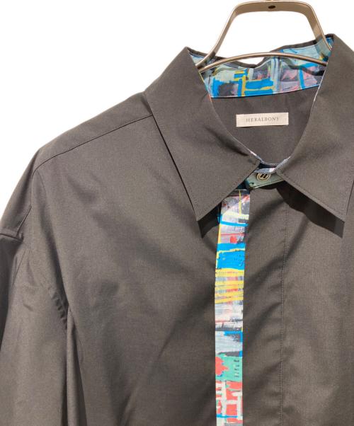 HERALBONY（ヘラルボニー）HERALBONY (ヘラルボニー) 「迷路」デザインシャツ ブラック サイズ:Fの古着・服飾アイテム