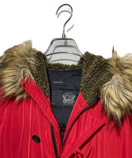 DIESEL（ディーゼル）DIESEL (ディーゼル) WESKIMO-2 JACKET N-2B フライトジャケット レッド サイズ:Mの古着・服飾アイテム