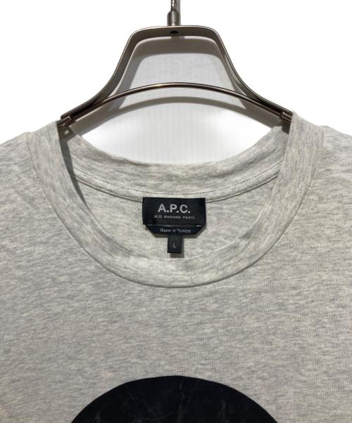 A.P.C.（アーペーセー）A.P.C. (アーペーセー) VINYL Tシャツ グレー サイズ:Ｌの古着・服飾アイテム