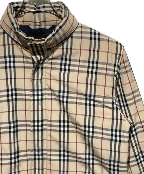BURBERRY BLUE LABEL（バーバリーロンドンブルーレーベル）BURBERRY BLUE LABEL (バーバリーロンドンブルーレーベル) ノバチェック中綿ジャケット ベージュ サイズ:Mの古着・服飾アイテム