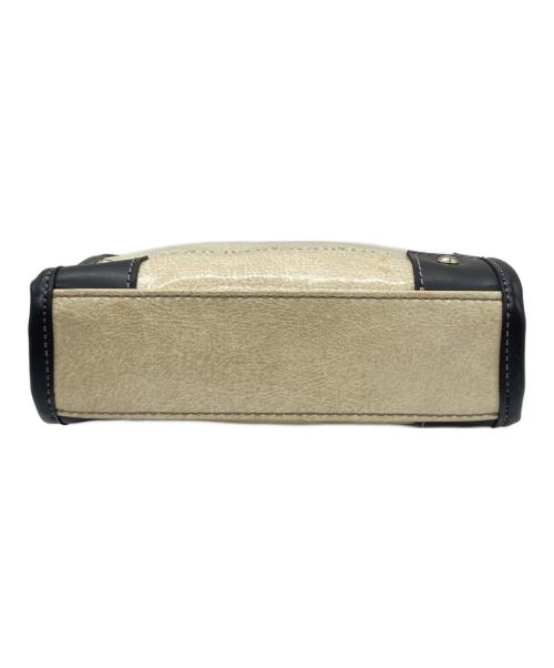 Jean Paul GAULTIER（ジャンポールゴルチェ）Jean Paul GAULTIER (ジャンポールゴルチェ) ポーチ ホワイト×ブラックの古着・服飾アイテム