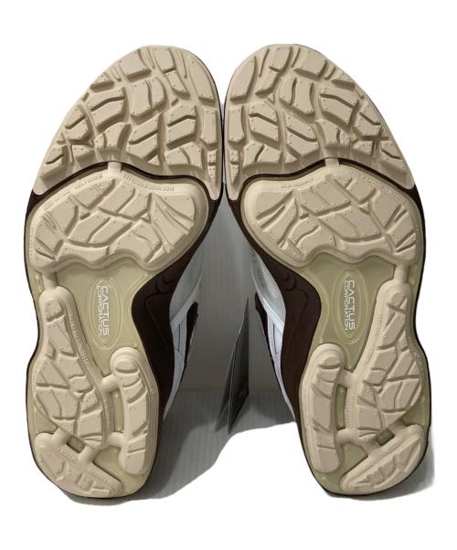 NIKE（ナイキ）NIKE (ナイキ) Travis Scott (トラヴィス・スコット) ZOOM FIELD JAXX ブラウン×ホワイト サイズ:26.5の古着・服飾アイテム