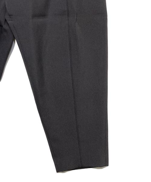 Ujoh（ウジョー）UJOH (ウジョー) SWITCH TAPERED PANTS グレー サイズ:2の古着・服飾アイテム