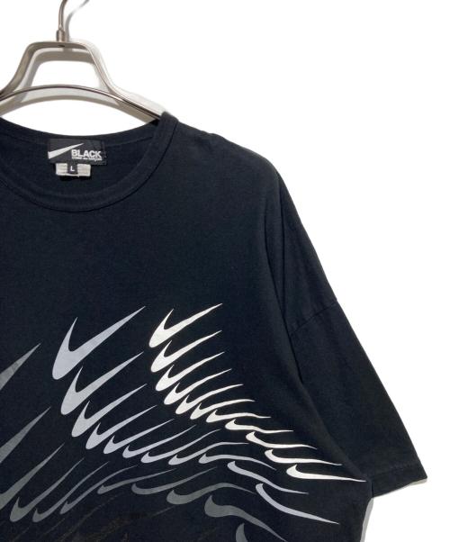 NIKE（ナイキ）NIKE (ナイキ) COMME des GARCONS (コムデギャルソン) プリントTシャツ ブラック サイズ:Lの古着・服飾アイテム