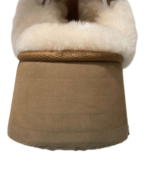 UGG（アグ）UGG (アグ) Funkette厚底サンダル ブラウン サイズ:23cmの古着・服飾アイテム