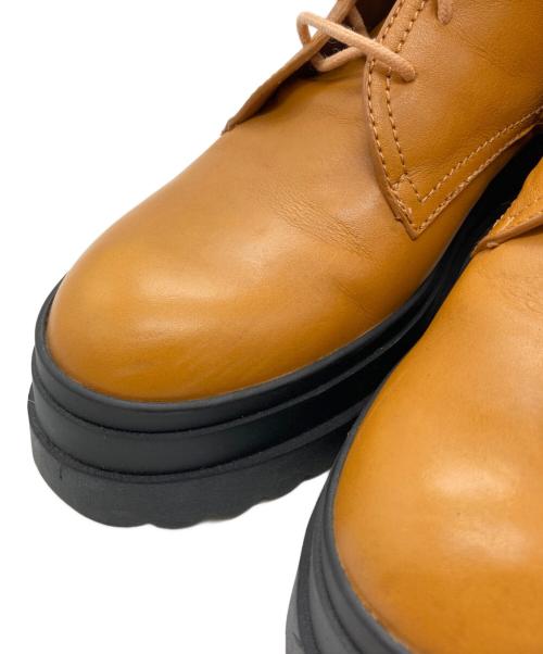 RED VALENTINO（レッドヴァレンティノ）RED VALENTINO (レッドヴァレンティノ) コンバットブーツ キャメル サイズ:37の古着・服飾アイテム