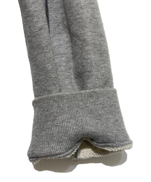 UNDERCOVER（アンダーカバー）UNDERCOVER (アンダーカバー) SWEAT Kosmik Musik/flocky グレー サイズ:4の古着・服飾アイテム