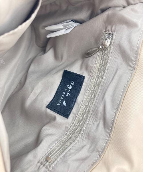 agnes b voyage（アニエスベーボヤージュ）agnes b voyage (アニエスベーボヤージュ) 半月型ショルダーバッグ ベージュの古着・服飾アイテム