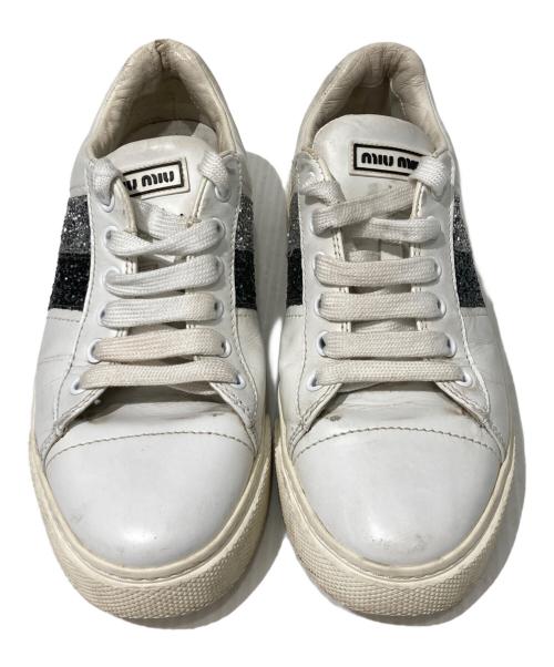 MIU MIU（ミュウミュウ）MIU MIU (ミュウミュウ) グリッターラインスニーカー ホワイト サイズ:36の古着・服飾アイテム