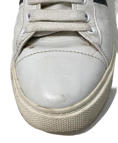 MIU MIU（ミュウミュウ）MIU MIU (ミュウミュウ) グリッターラインスニーカー ホワイト サイズ:36の古着・服飾アイテム