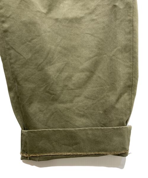 AURALEE（オーラリー）AURALEE (オーラリー) WASHED FINX CHINO TAPERED PANTS グリーン サイズ:4の古着・服飾アイテム