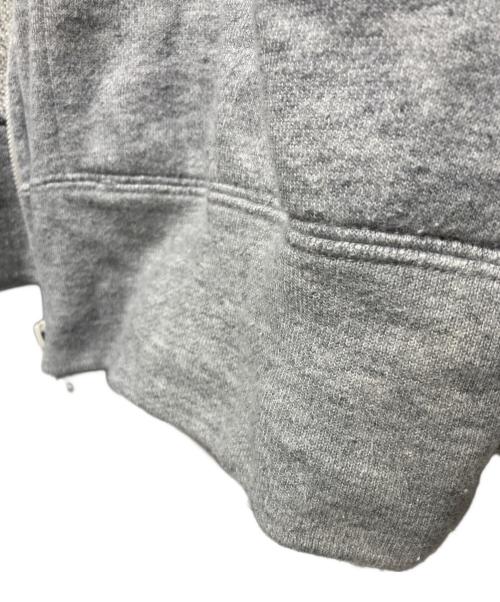 PLAY COMME des GARCONS（プレイコムデギャルソン）PLAY COMME des GARCONS (プレイコムデギャルソン) ジップパーカー グレー サイズ:Lの古着・服飾アイテム