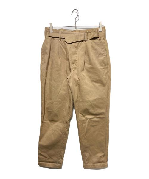 COMOLI（コモリ）COMOLI (コモリ) ベルテッドチノパンツ ベージュの古着・服飾アイテム