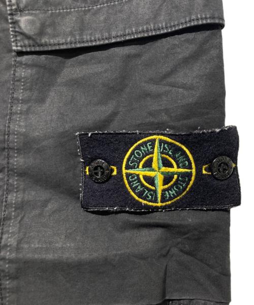 STONE ISLAND（ストーンアイランド）STONE ISLAND (ストーンアイランド) ガーメントダイコットンストレッチシャーリングテーパードリブカーゴパンツ ブラック サイズ:W33の古着・服飾アイテム