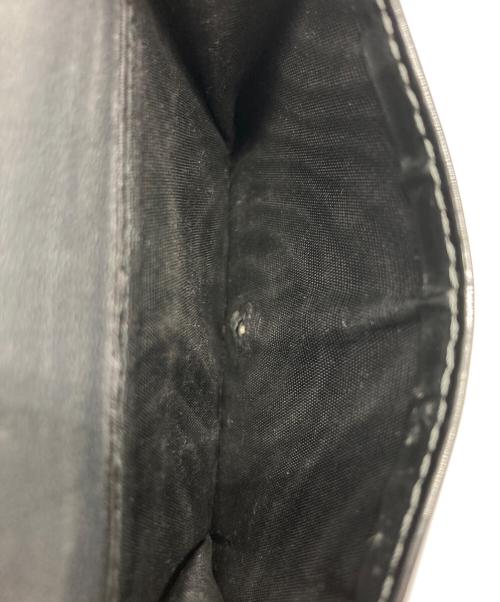 Christian Dior（クリスチャン ディオール）Christian Dior (クリスチャン ディオール) パテントレザーコンパクトウォレット ブラックの古着・服飾アイテム