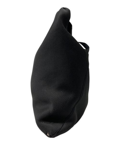 MM6 Maison Margiela（エムエムシックスメゾンマルジェラ）MM6 Maison Margiela (エムエムシックスメゾンマルジェラ) トライアングルトートバッグ ブラックの古着・服飾アイテム