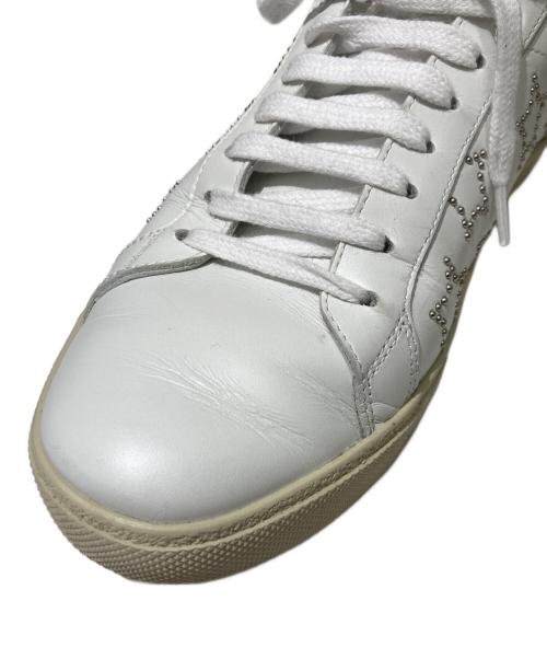 Saint Laurent Paris（サンローランパリ）Saint Laurent Paris (サンローランパリ) スタースタッズローカットスニーカー ホワイト サイズ:38の古着・服飾アイテム