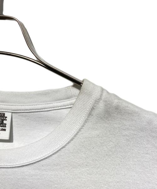 BlackEyePatch（ブラックアイパッチ）BlackEyePatch (ブラックアイパッチ) BABYLONE (バビロン) BABYLON OG LABEL TEE ホワイト サイズ:XLの古着・服飾アイテム