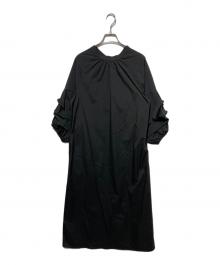 BARNEYS NEWYORK（バーニーズ・ニューヨーク）の古着「バックリボンナイロンワンピース」｜ブラック