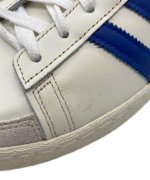 adidas（アディダス）adidas (アディダス) JABBAR LOW Off WHITE Collegiate Royal ローカットスニーカー ホワイト×ブルー サイズ:28.5cmの古着・服飾アイテム