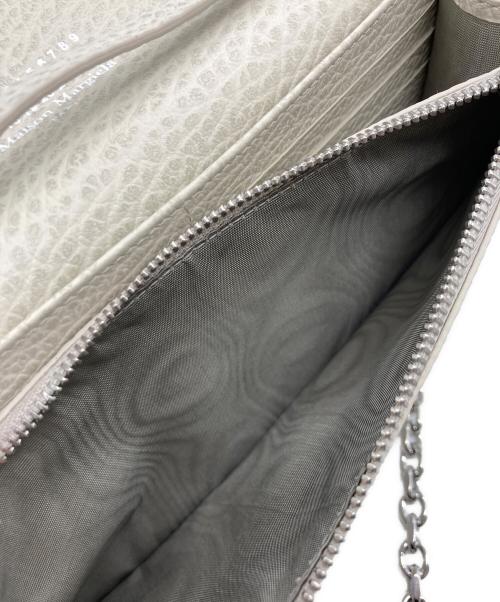 Maison Margiela（メゾンマルジェラ）Maison Margiela (メゾンマルジェラ) チェーンウォレット ホワイトの古着・服飾アイテム