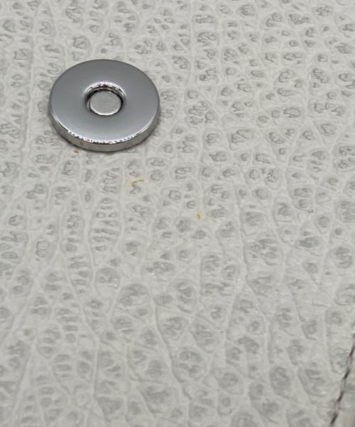 Maison Margiela（メゾンマルジェラ）Maison Margiela (メゾンマルジェラ) チェーンウォレット ホワイトの古着・服飾アイテム