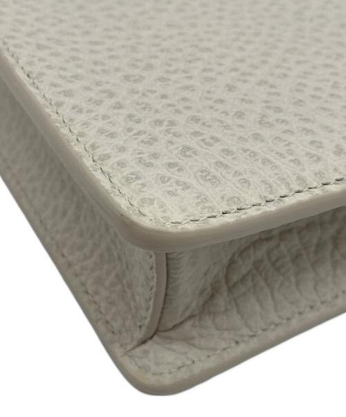 Maison Margiela（メゾンマルジェラ）Maison Margiela (メゾンマルジェラ) チェーンウォレット ホワイトの古着・服飾アイテム