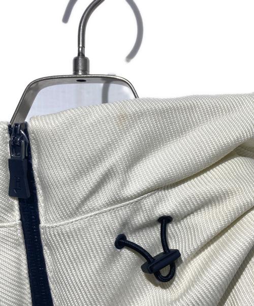 HERNO（ヘルノ）HERNO (ヘルノ) Laminar ダウンジャケット ホワイト サイズ:44の古着・服飾アイテム