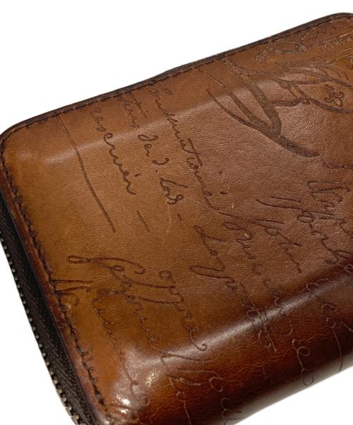 Berluti（ベルルッティ）Berluti (ベルルッティ) ワパ スクリットレザー ジップ付きコインパース ブラウンの古着・服飾アイテム