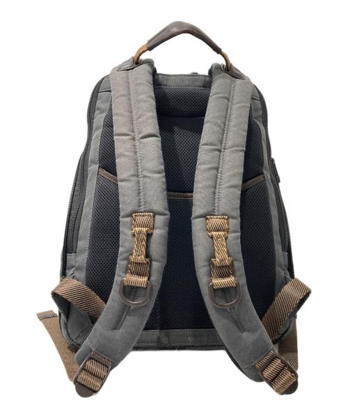TUMI（トゥミ）TUMI (トゥミ) ALPHA BRAVO グレーの古着・服飾アイテム