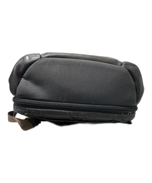 TUMI（トゥミ）TUMI (トゥミ) ALPHA BRAVO グレーの古着・服飾アイテム