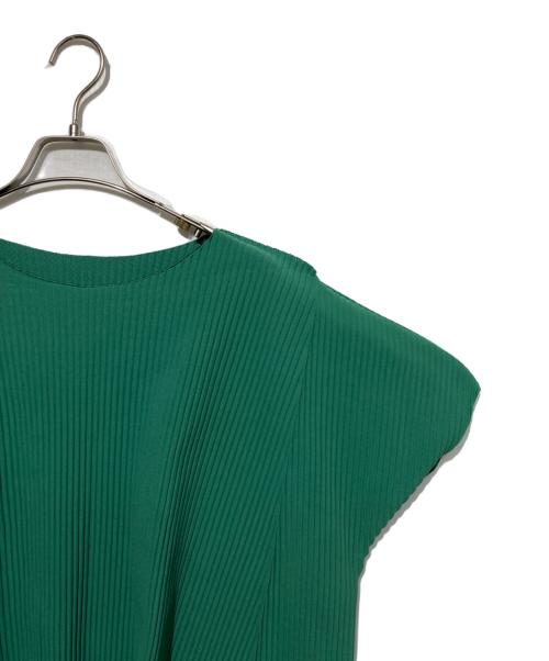 me ISSEY MIYAKE（ミーイッセイ ミヤケ）me ISSEY MIYAKE (ミーイッセイ ミヤケ) ノースリーブカットソー グリーン サイズ:無しの古着・服飾アイテム