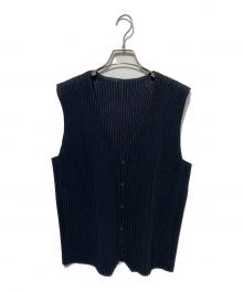 HOMME PLISSE ISSEY MIYAKE（オム プリッセ イッセイ ミヤケ）の古着「プリーツベスト」｜ブラック