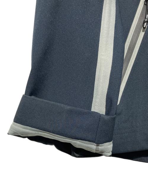 Abu Garcia（アブガルシア）Abu Garcia (アブガルシア) BEAMS (ビームス) 別注ソフトシェルジャケット ブラック サイズ:Mの古着・服飾アイテム