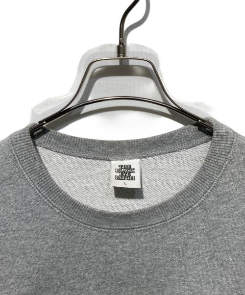 BlackEyePatch（ブラックアイパッチ）BlackEyePatch (ブラックアイパッチ) クルーネックスウェット グレー サイズ:Lの古着・服飾アイテム