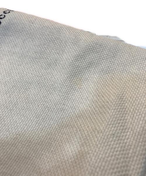 GUCCI（グッチ）GUCCI (グッチ) ロゴ柄マフラー アイボリーの古着・服飾アイテム