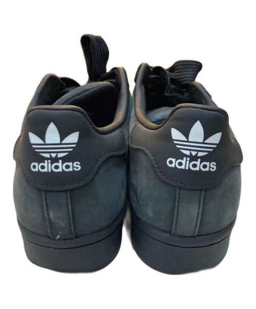 adidas（アディダス）adidas (アディダス) SUPERSTAR ローカットスニーカー ブラック サイズ:27の古着・服飾アイテム