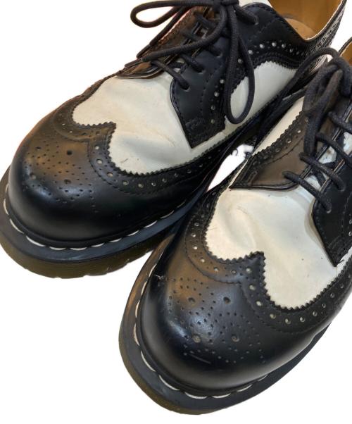 Dr.Martens（ドクターマーチン）Dr.Martens (ドクターマーチン) ウィングチップドレスシューズ ブラック×ホワイト サイズ:UK7の古着・服飾アイテム