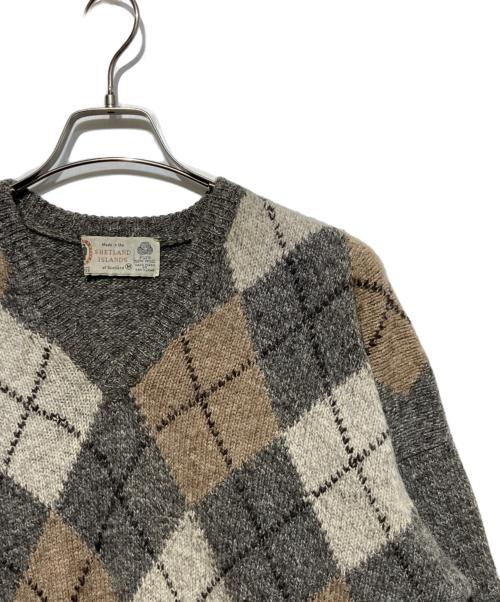 SHETLAND ISLANDS（シェットランドアイランド）SHETLAND ISLANDS (シェットランドアイランド) 80s アーガイル柄Vネックニット グレー サイズ:Mの古着・服飾アイテム