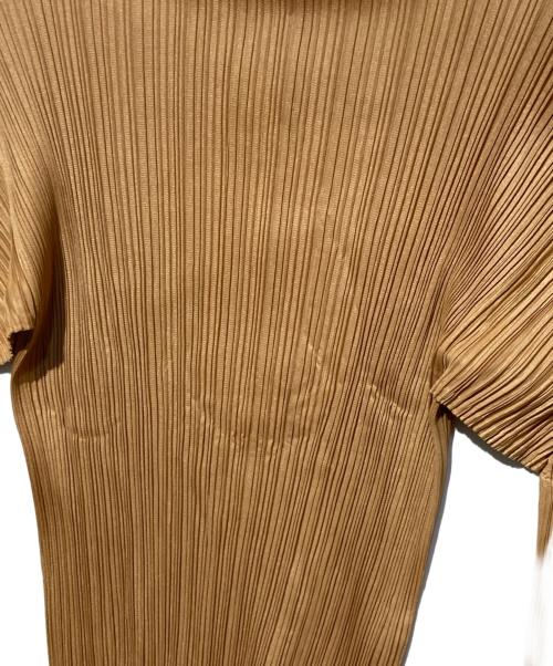 PLEATS PLEASE（プリーツプリーズ）PLEATS PLEASE (プリーツプリーズ) ハイネックプリーツカットソー オレンジ サイズ:3の古着・服飾アイテム