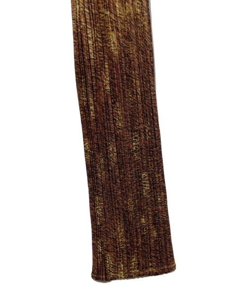 PLEATS PLEASE（プリーツプリーズ）PLEATS PLEASE (プリーツプリーズ) 転写プリントプリーツシャツ ブラウン サイズ:4の古着・服飾アイテム