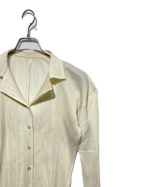PLEATS PLEASE（プリーツプリーズ）PLEATS PLEASE (プリーツプリーズ) 長袖プリーツシャツ アイボリー サイズ:4の古着・服飾アイテム