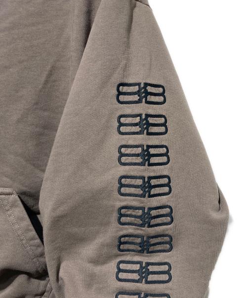 BALENCIAGA（バレンシアガ）BALENCIAGA (バレンシアガ) BBロゴ クロップドフーディ ベージュ サイズ:Ｓの古着・服飾アイテム