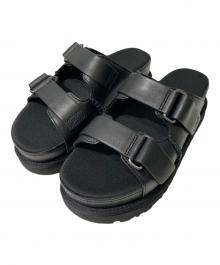 UGG（アグ）の古着「GOLDENSTAR HI SLIDE サンダル」｜ブラック