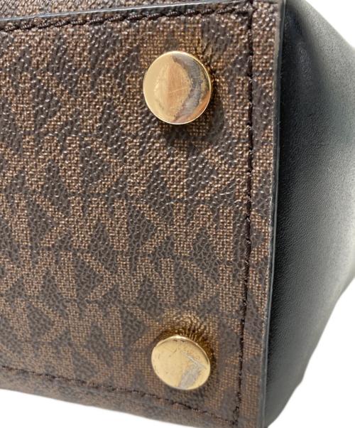 MICHAEL KORS（マイケル・コース）MICHAEL KORS (マイケル・コース) ミディアム メッセンジャー ブラウンの古着・服飾アイテム